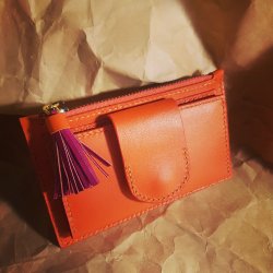 Orange the wallet